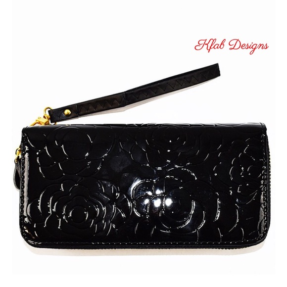 ❤️LAST 1! Elegant Textured Floral Wallet! - Picture 3 of 5